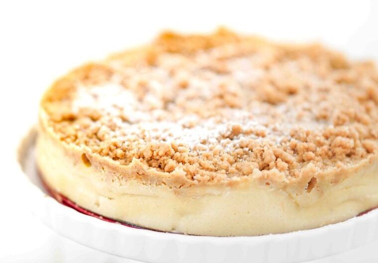Apple Crumble Cake